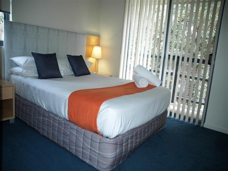 215 ‘Corrigans Cove’ (202-204) Beach Road, Batehaven NSW 2536