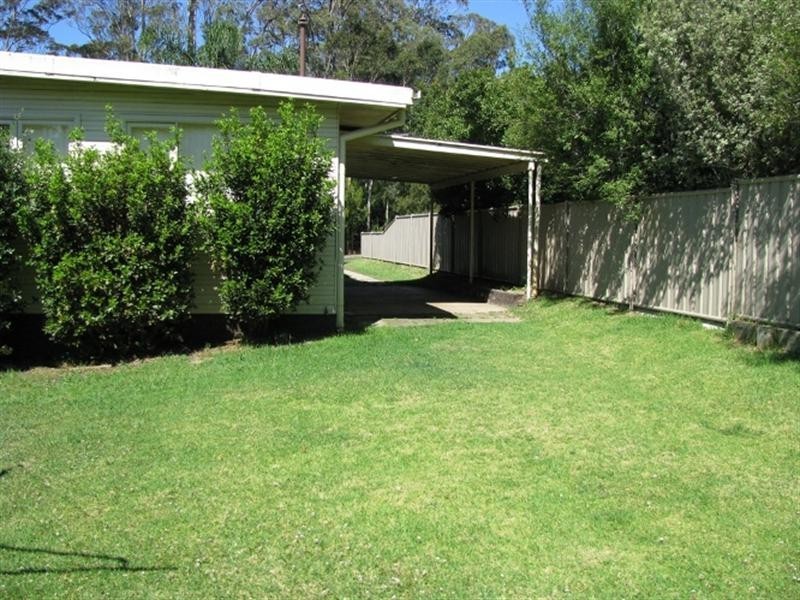 446 Beach Road, Sunshine Bay NSW 2536