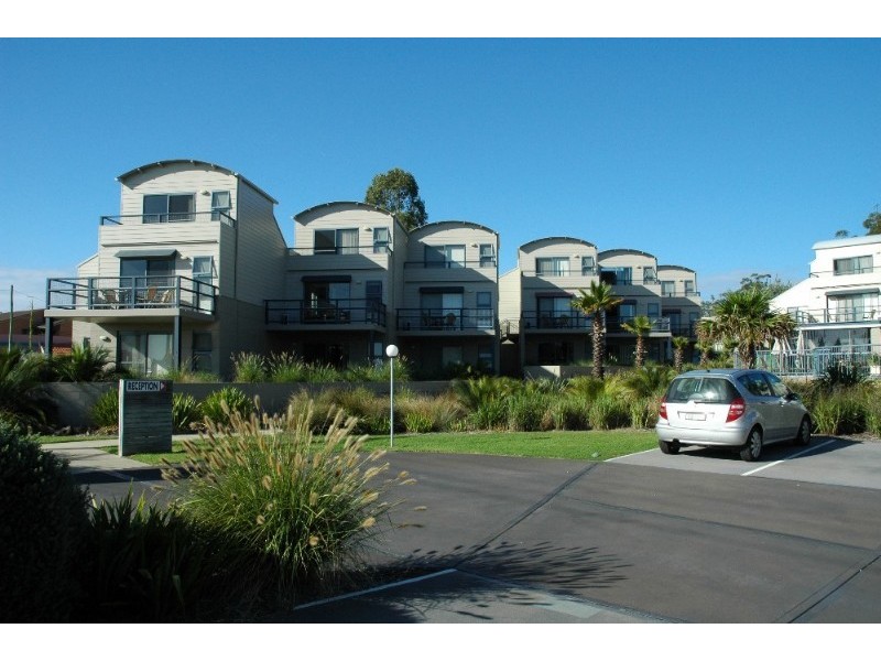 102/202 Beach Road, Batehaven NSW 2536