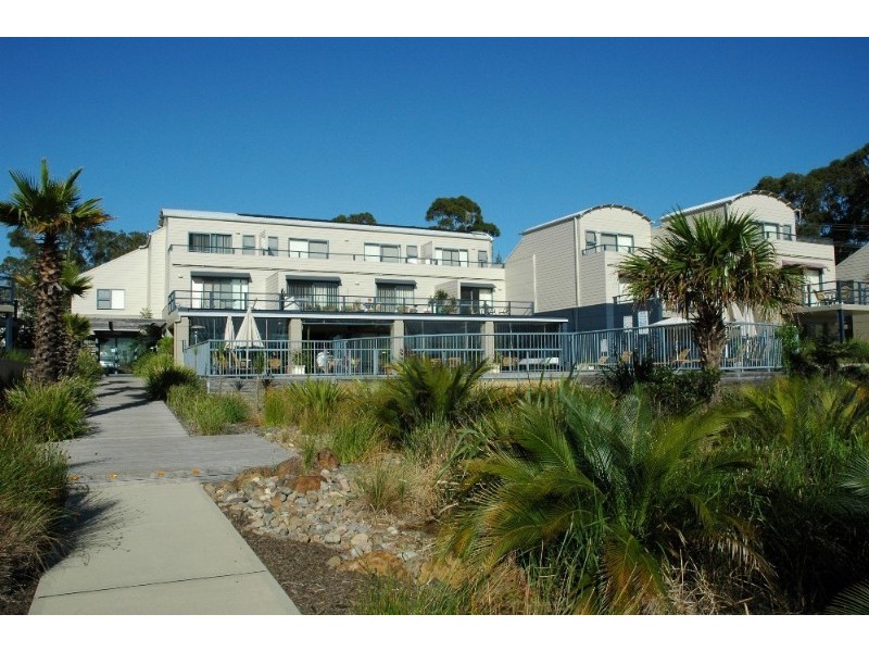 102/202 Beach Road, Batehaven NSW 2536