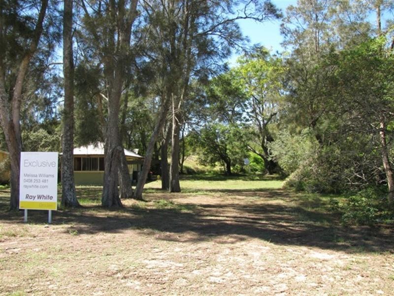 32 Grant Street, Broulee NSW 2537