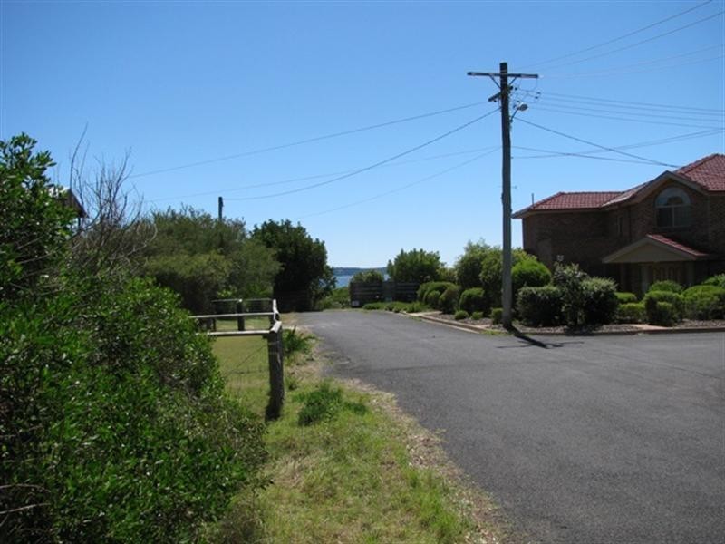 32 Grant Street, Broulee NSW 2537