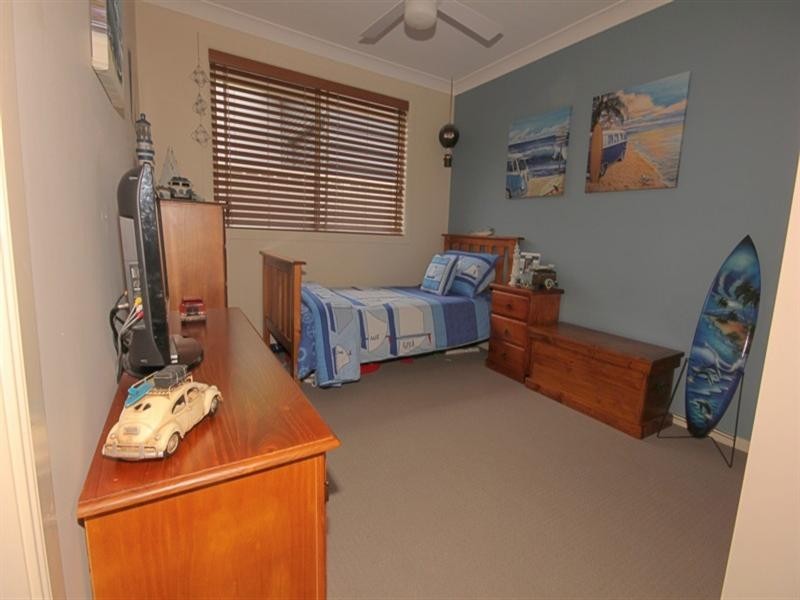 4 Marcelle Close, Broulee NSW 2537