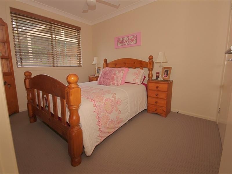4 Marcelle Close, Broulee NSW 2537