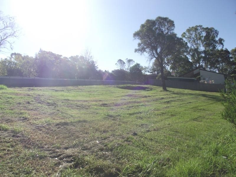 2 Jeffery Place, Moruya NSW 2537