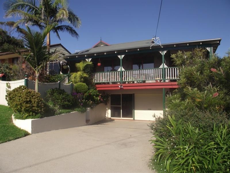 9 Dulling Street, Dalmeny NSW 2546