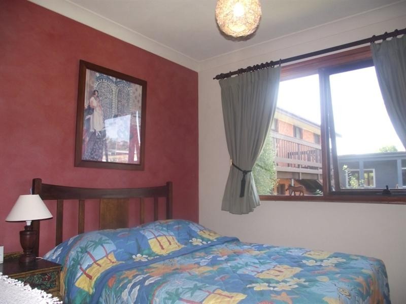 9 Dulling Street, Dalmeny NSW 2546