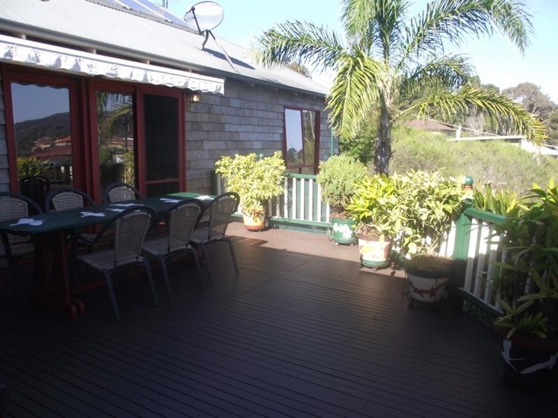 9 Dulling Street, Dalmeny NSW 2546