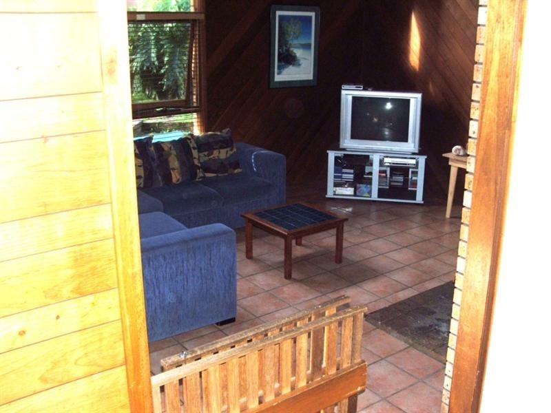 22 Beauty Crescent, Surfside NSW 2536