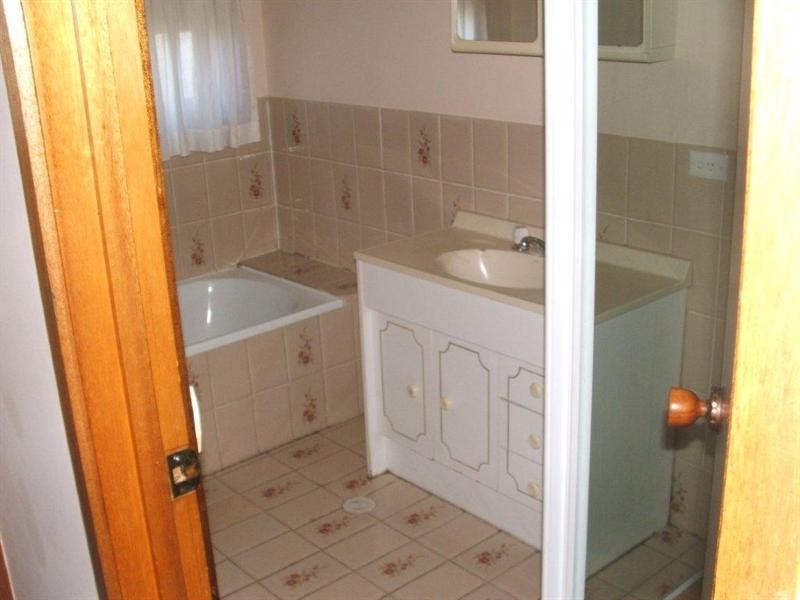 64 Eric Fenning Drive, Surf Beach NSW 2536