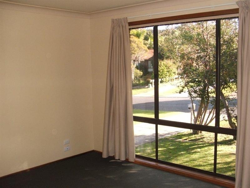 64 Eric Fenning Drive, Surf Beach NSW 2536