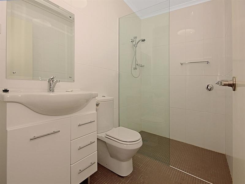 65 Grant Street, Broulee NSW 2537