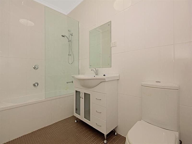 65 Grant Street, Broulee NSW 2537