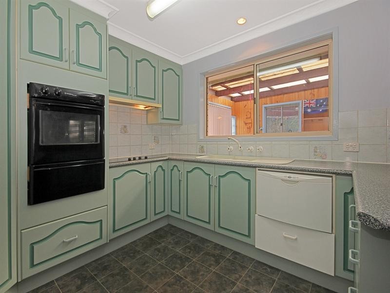 34 Tomakin Place, Tomakin NSW 2537