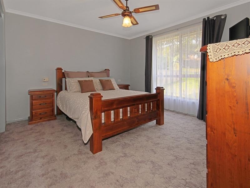 34 Tomakin Place, Tomakin NSW 2537