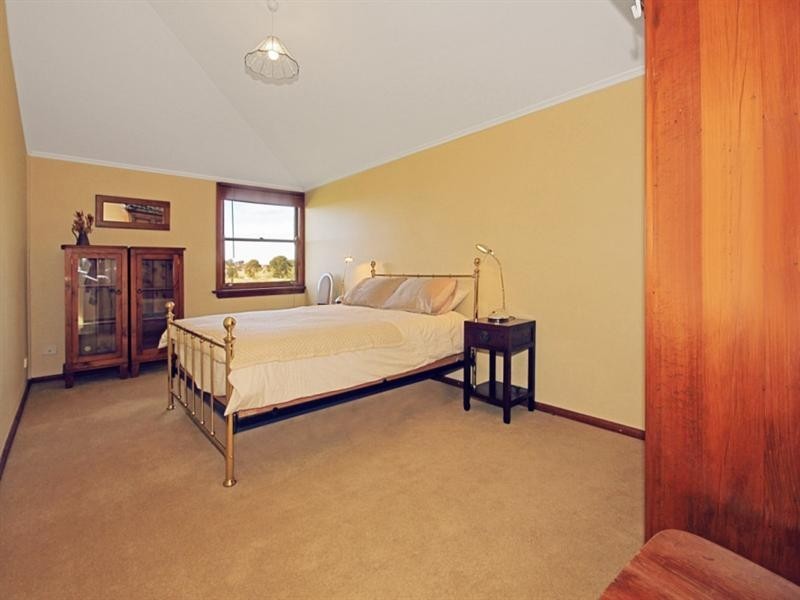 36 Behringers Point Lane, Moruya NSW 2537