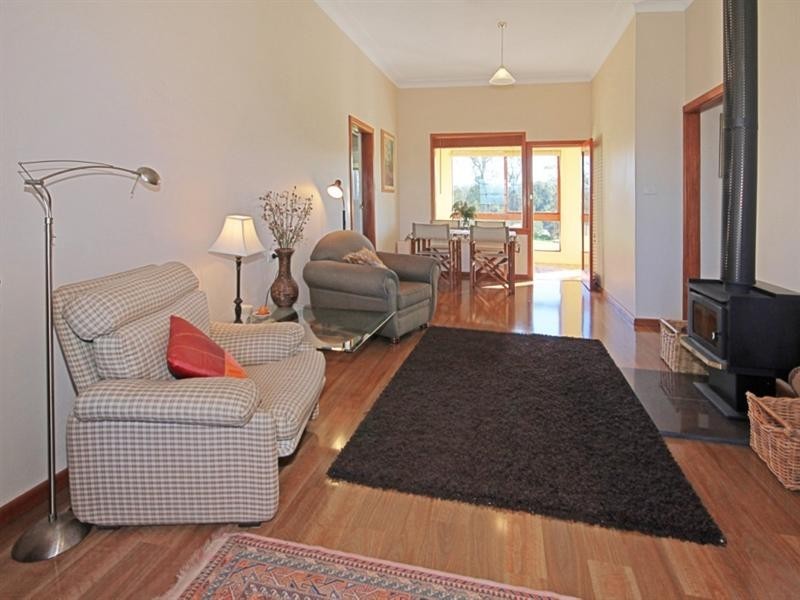 36 Behringers Point Lane, Moruya NSW 2537