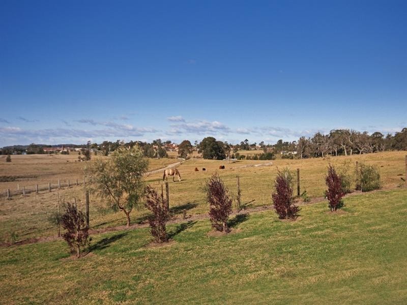 36 Behringers Point Lane, Moruya NSW 2537