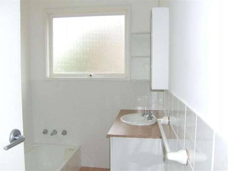 12 Hazel Road, Moruya Heads NSW 2537