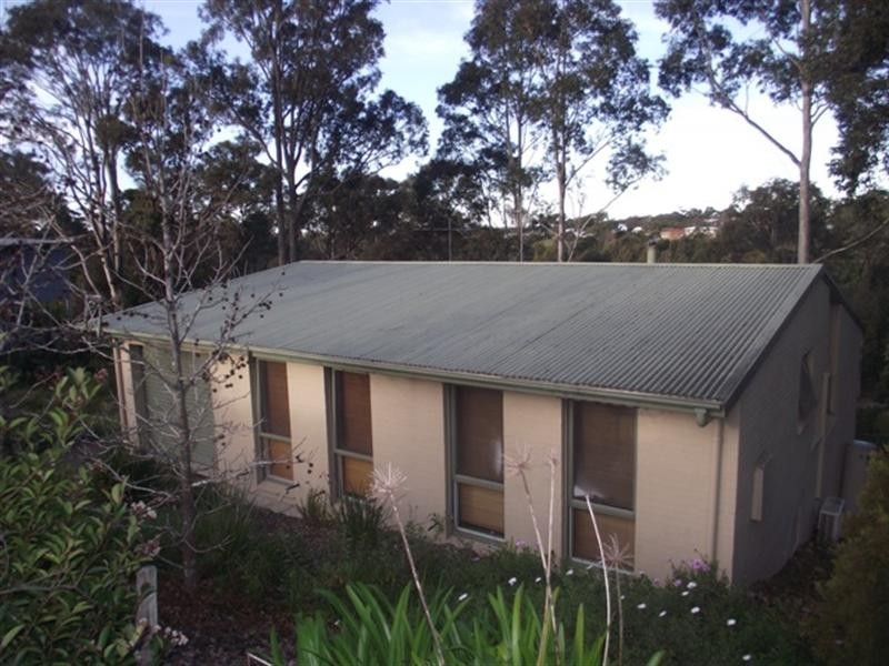 12 Hazel Road, Moruya Heads NSW 2537