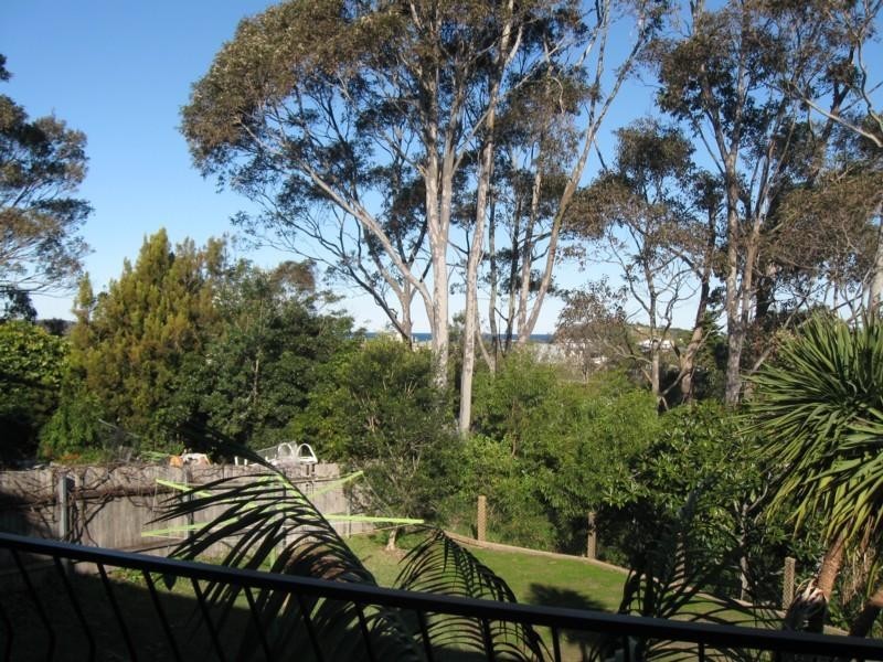 23 Forest Parade, Tomakin NSW 2537