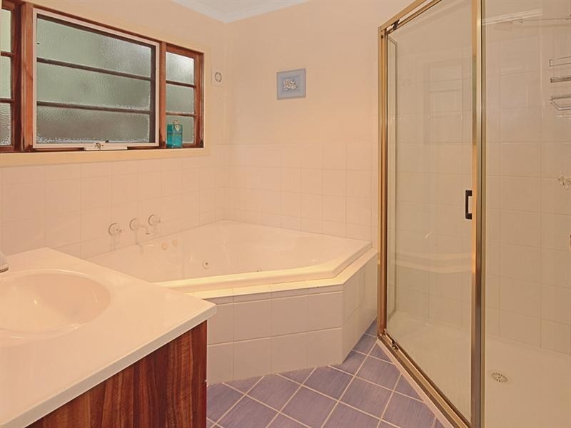 14 Broulee Road, Broulee NSW 2537