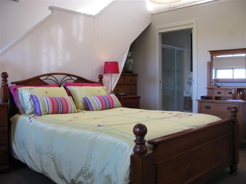 31 Elizabeth Street, Moruya Heads NSW 2537