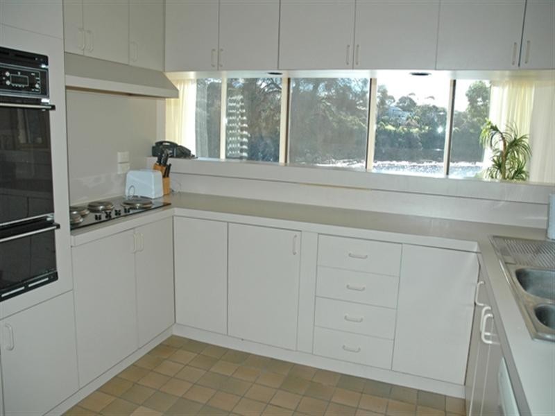 76 Yugura Street, Malua Bay NSW 2536