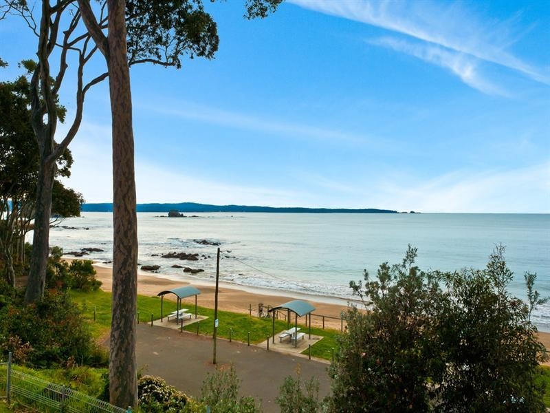 1/121 Beach Road, Batehaven NSW 2536