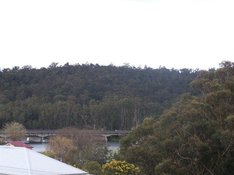 9 Currowan Street, Nelligen NSW 2536