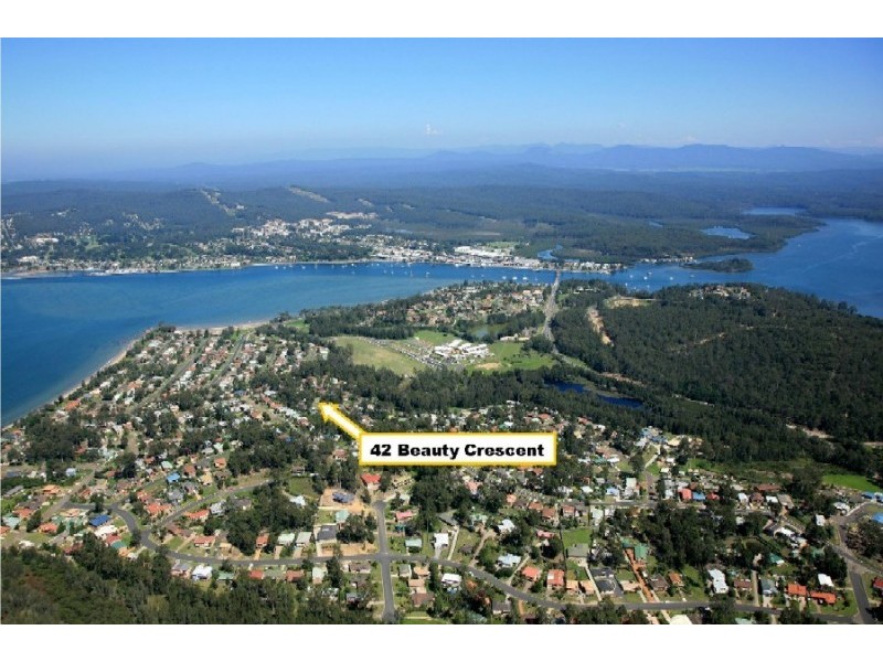 42 Beauty Crescent, Surfside NSW 2536
