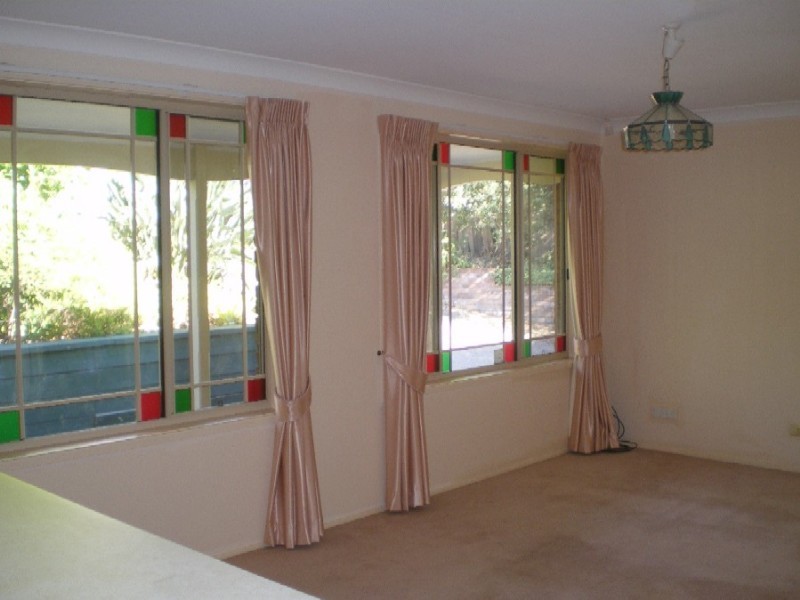 28 Karoola Crescent, Surfside NSW 2536