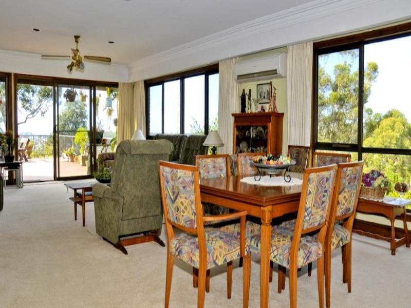 115 Vista Avenue, Batemans Bay NSW 2536