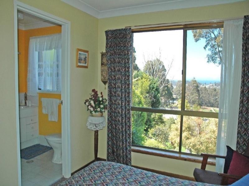115 Vista Avenue, Batemans Bay NSW 2536