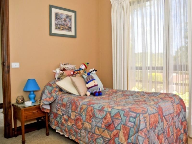 115 Vista Avenue, Batemans Bay NSW 2536