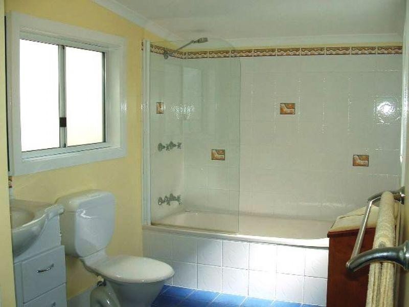 32 George Street, Inverell NSW 2360