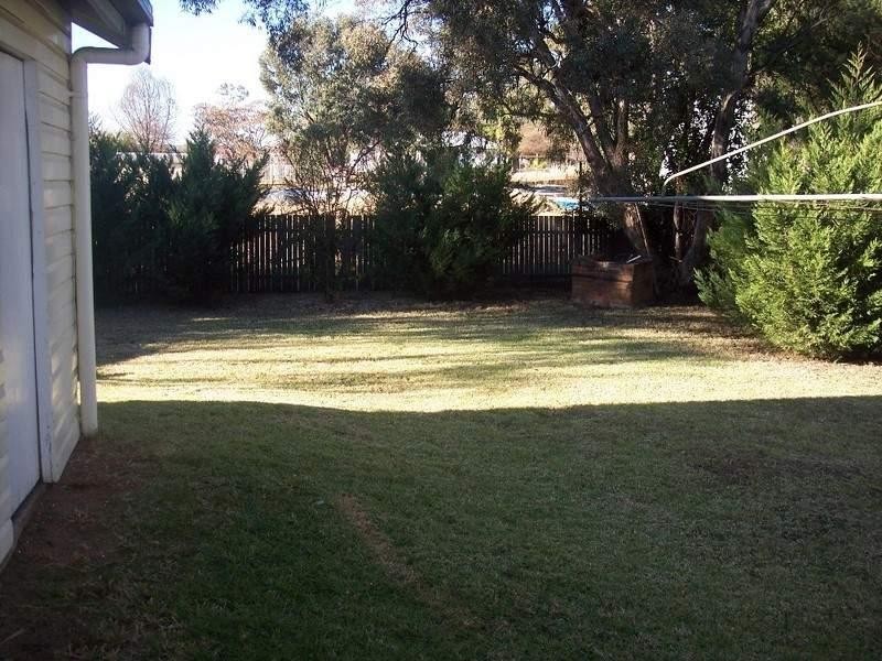 37 May Street, Inverell NSW 2360