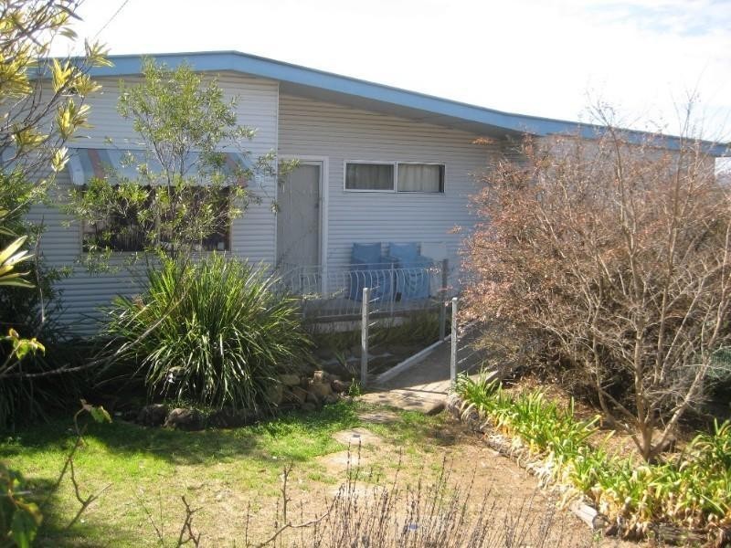 5 Howard Street, Inverell NSW 2360