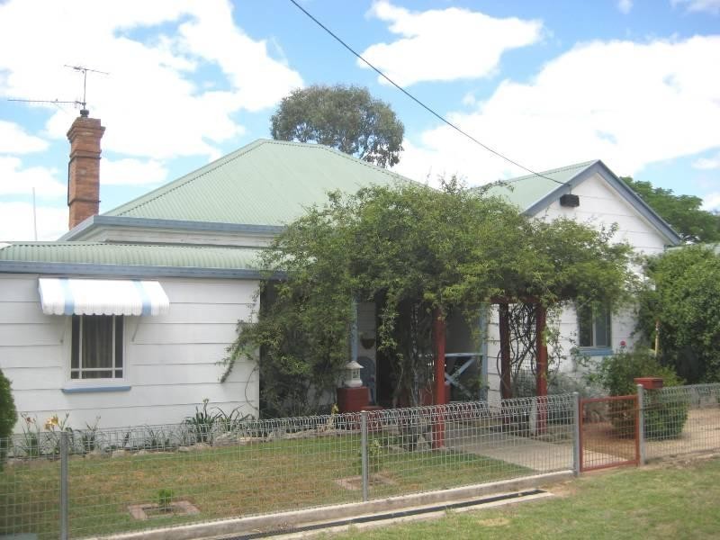 2 Oliver Street, Bundarra NSW 2359