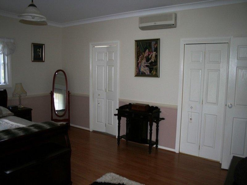 106 Runnymede Drive, Inverell NSW 2360