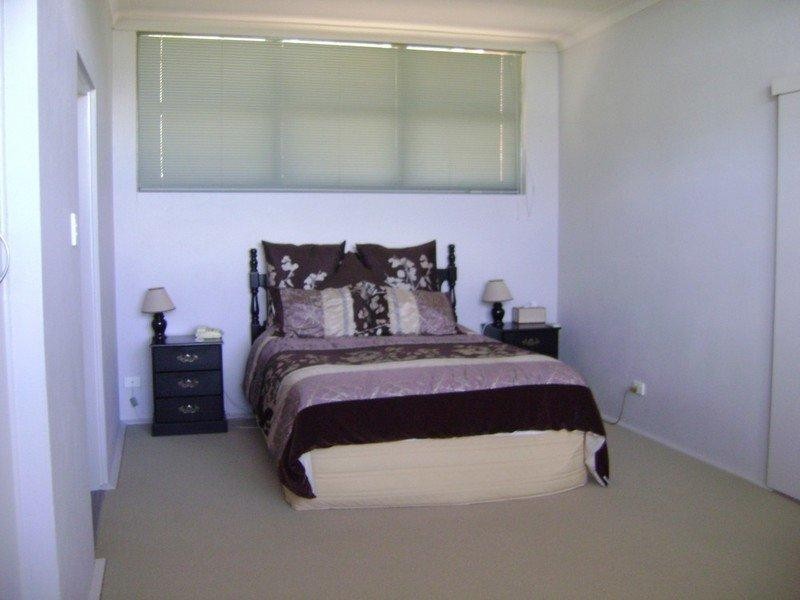 21 Lewin Street, Inverell NSW 2360