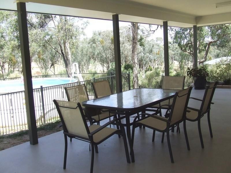 46 Caloola Drive, Inverell NSW 2360