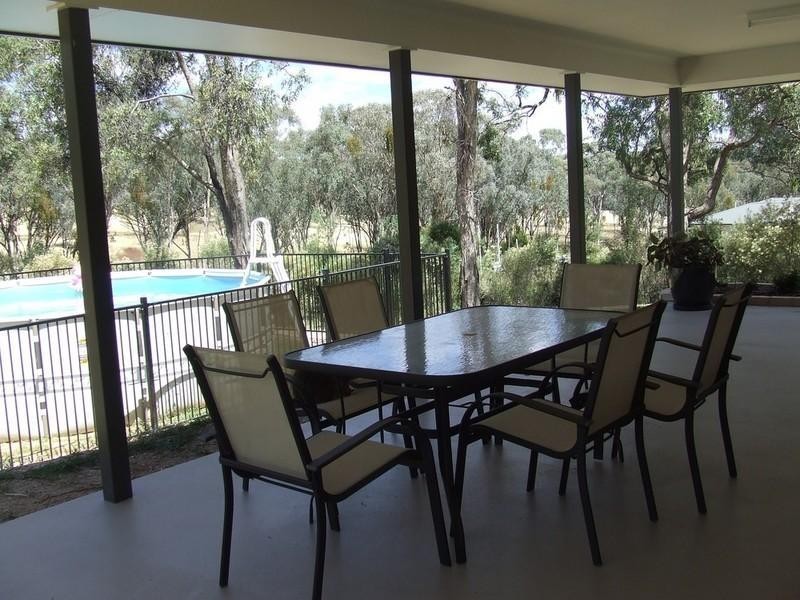 46 Caloola Drive, Inverell NSW 2360