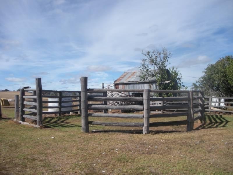 1490 Paradise Road, Inverell NSW 2360