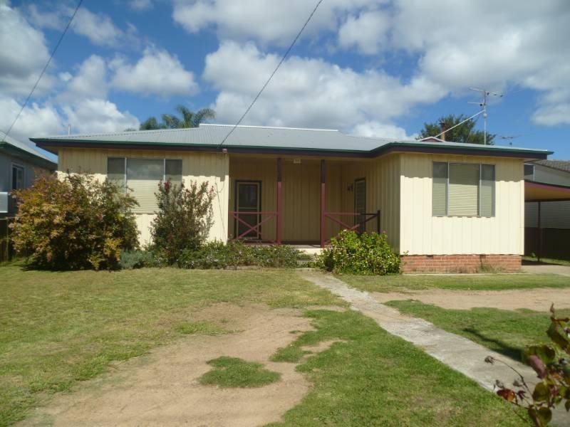 90 Warialda Road, Inverell NSW 2360