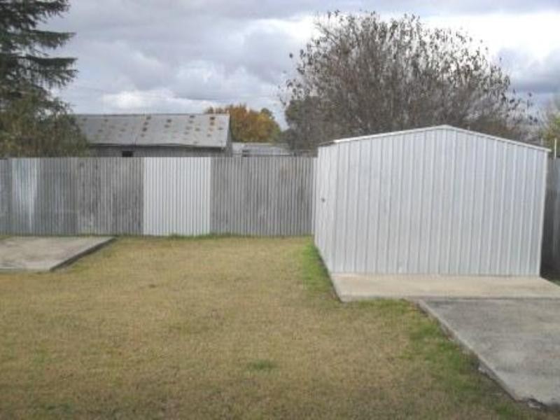 3 William Street, Inverell NSW 2360