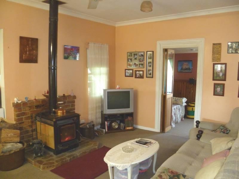 39 Gleno Street, Delungra NSW 2403