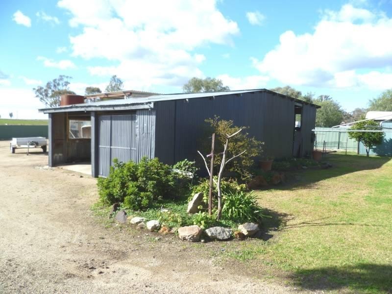 39 Gleno Street, Delungra NSW 2403
