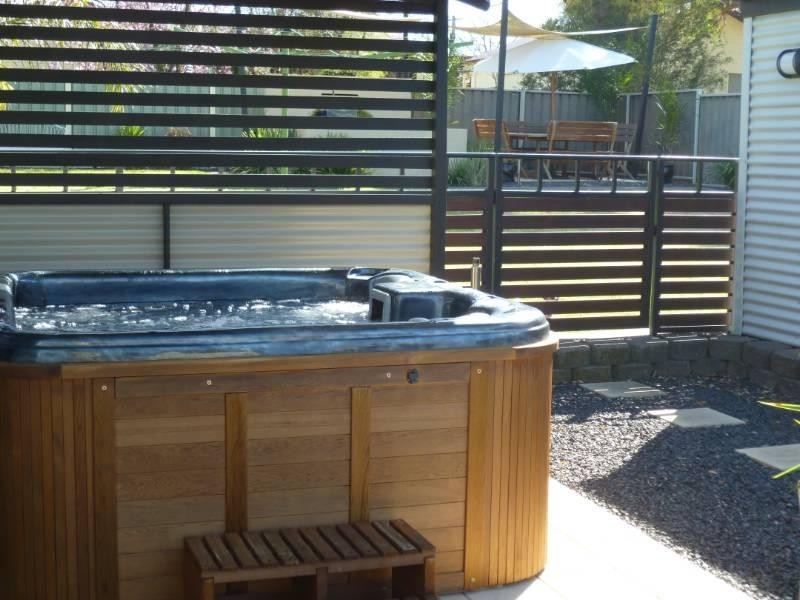 16 Swan Street, Inverell NSW 2360