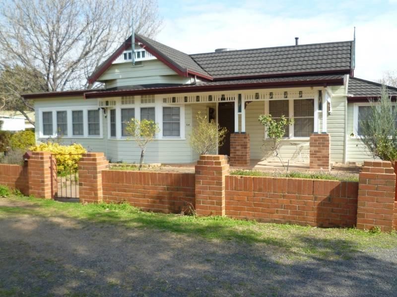64 Brae Street, Inverell NSW 2360